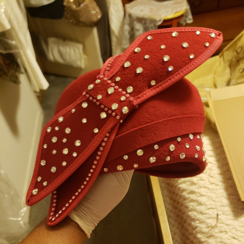 Red Rhinestone Church Hat❤ - Picture 2 of 4